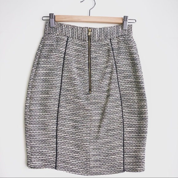 Tweed-like pencil skirt with gold zipper at the back, size XS - Picture 3 of 6